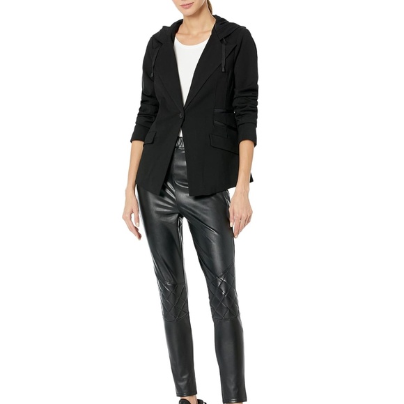 Gorgeous New BLANC NOIR Gayatri Hooded Blazer - Picture 1 of 8